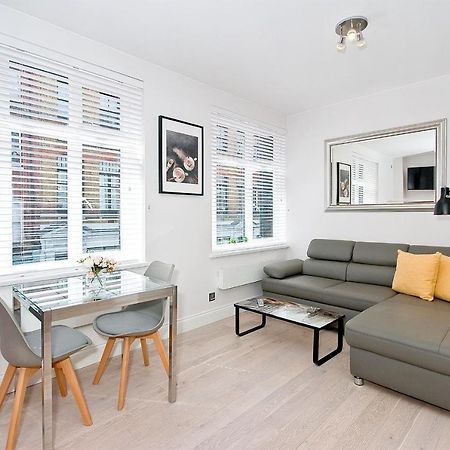 F2 Greek Street By City Living London Exterior photo