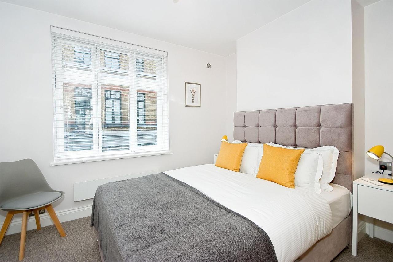 F2 Greek Street By City Living London Exterior photo